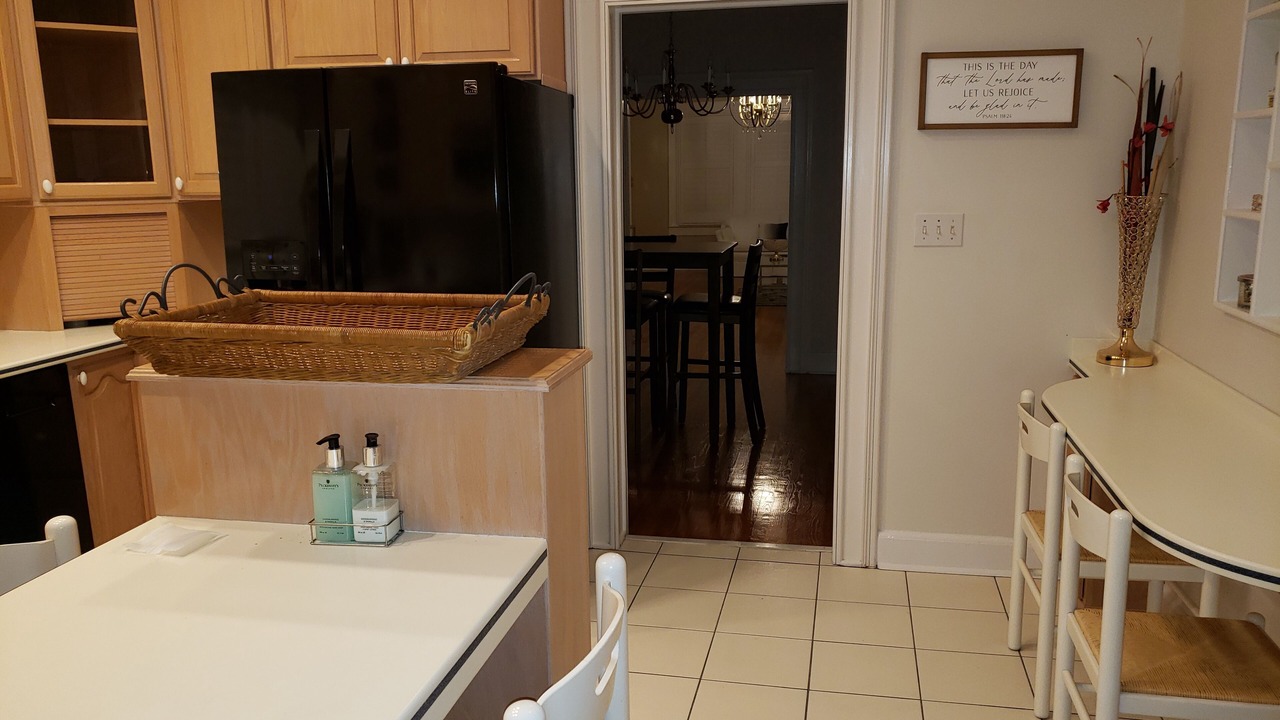 Photo of Others in Monticello