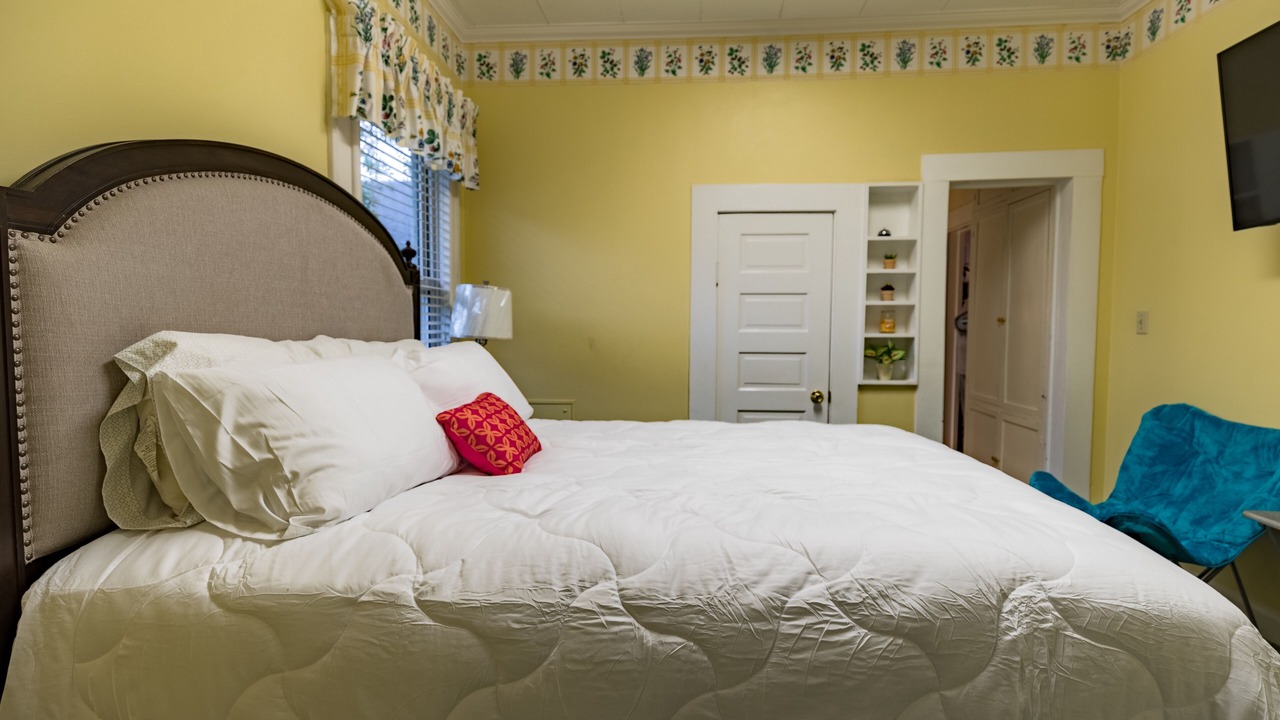 Photo of Bedroom in Monticello