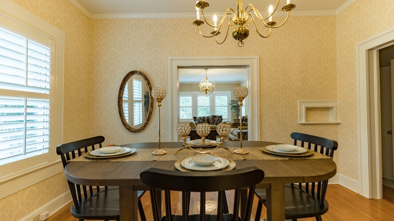 Photo of Others in Monticello