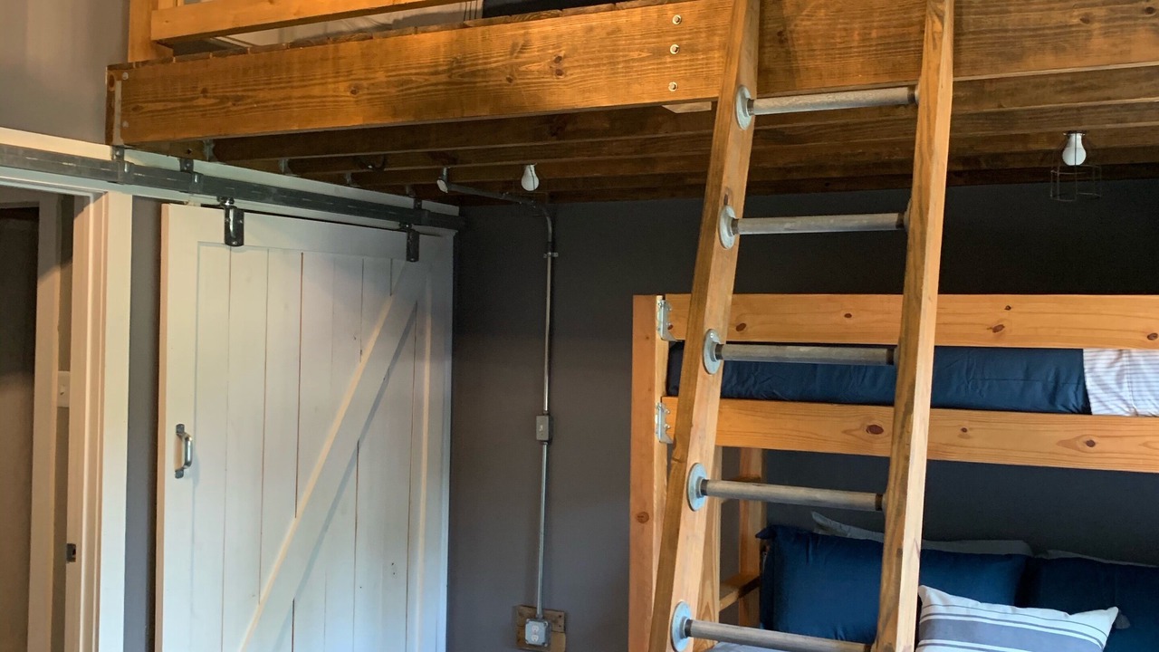 Photo of Bedroom in Walden on Lake Conroe