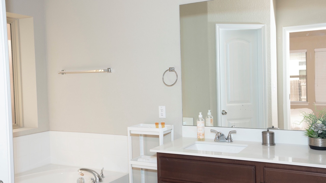Photo of Bathroom in Pflugerville