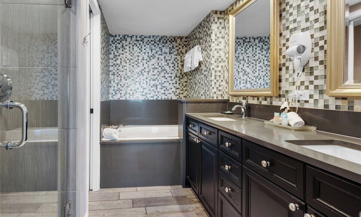 Photo of Bathroom in Pensacola Beach