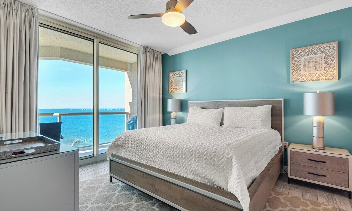 Photo of Bedroom in Pensacola Beach