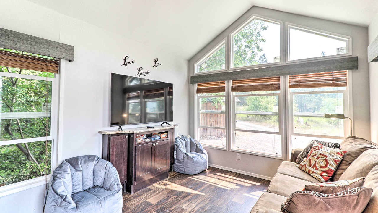 Photo of Bedroom in Eureka