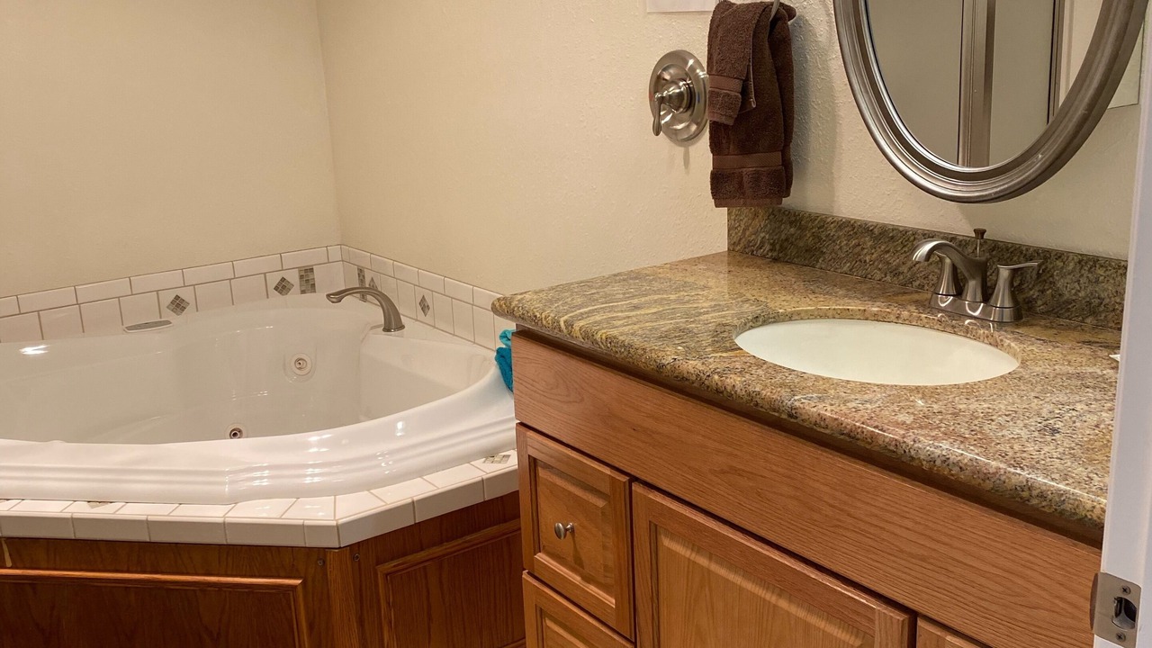 Photo of Bathroom in Lincoln City