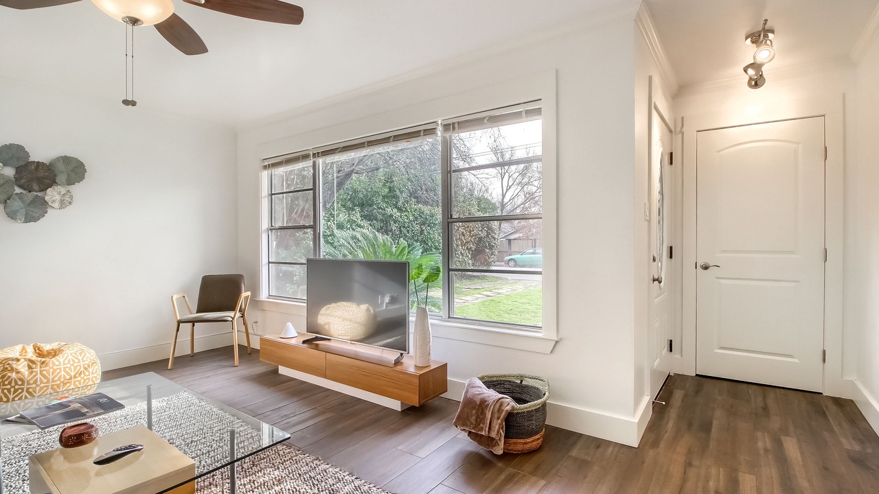 Photo of Livingroom in Zilker