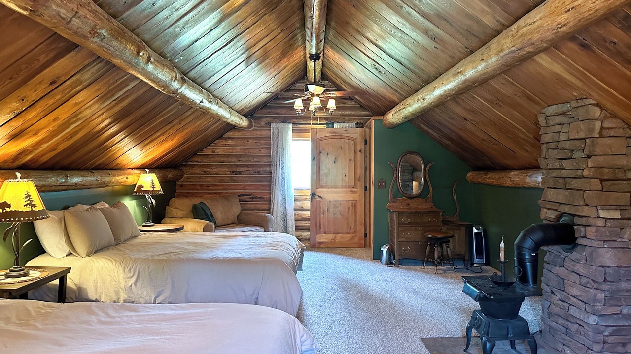 Photo of Bedroom in Condon