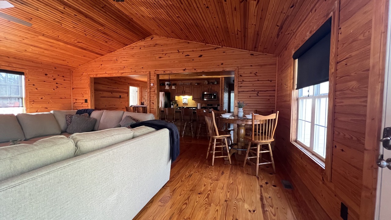 Photo of Livingroom in New Concord