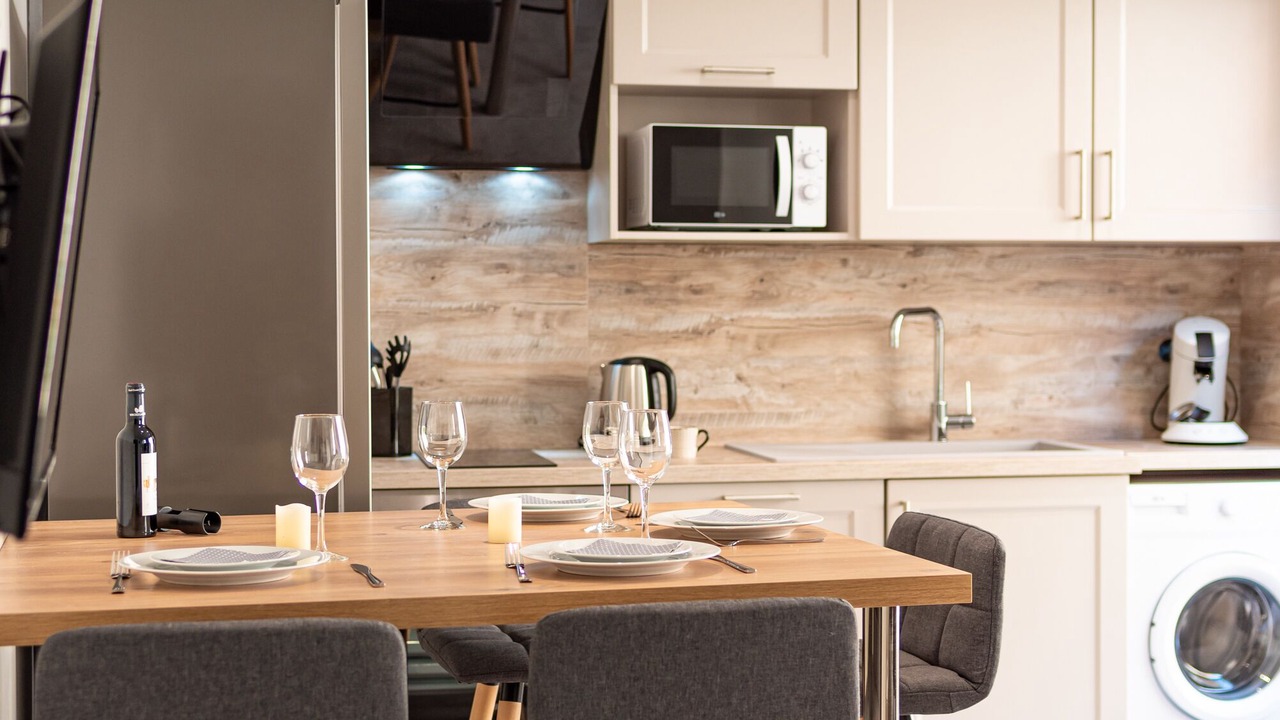 Photo of Others in Tulette