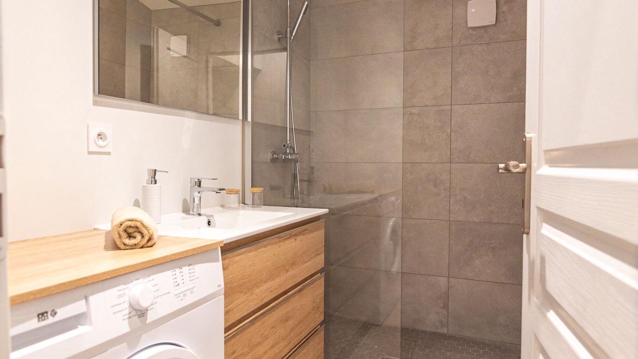 Photo of Bathroom in Tulette