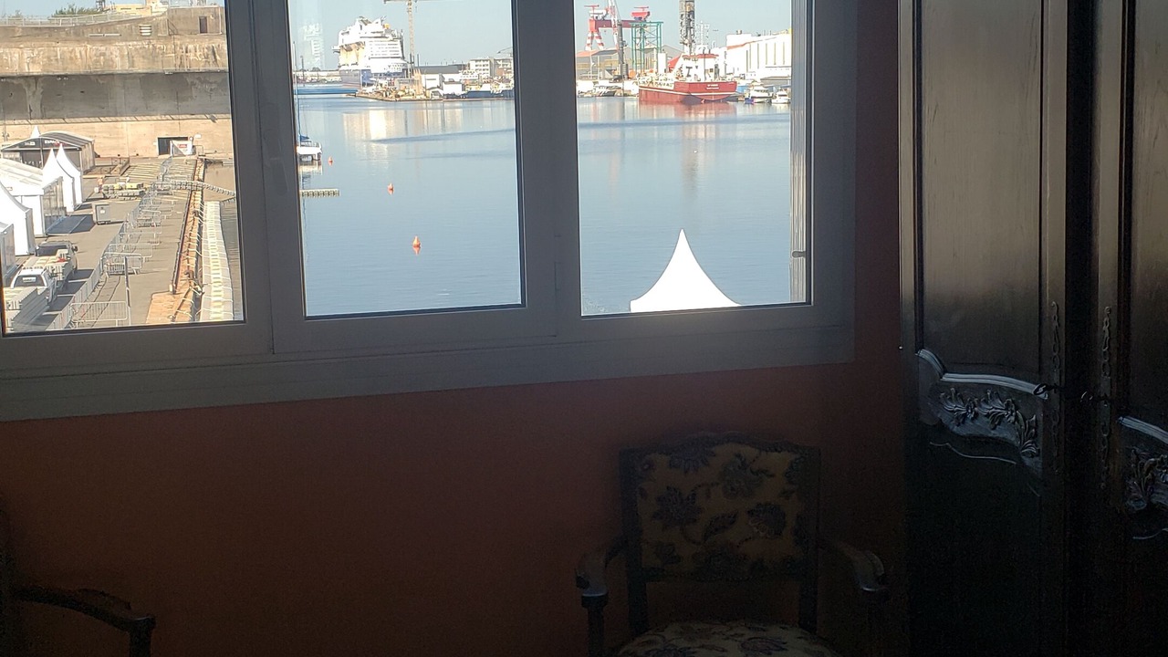 Photo of Bedroom in Saint-Nazaire