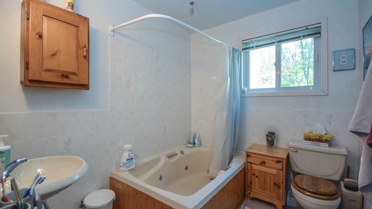 Photo of Bathroom in Tay