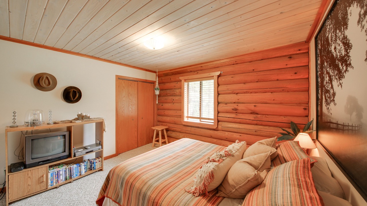 Photo of Bedroom in Troy