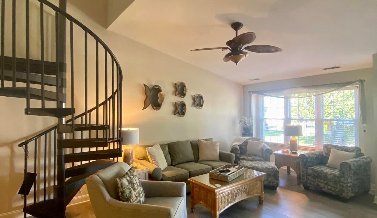 Photo of Livingroom in Village Green