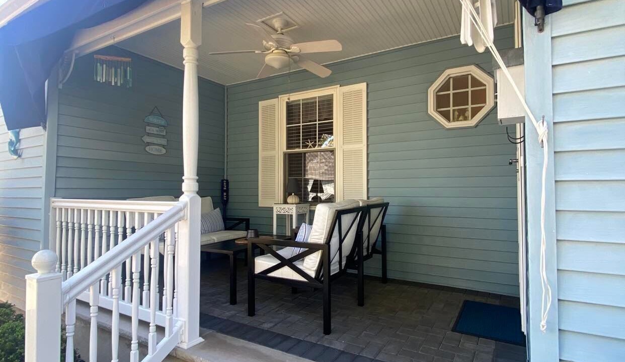 Photo of Patio Balcony in Village Green