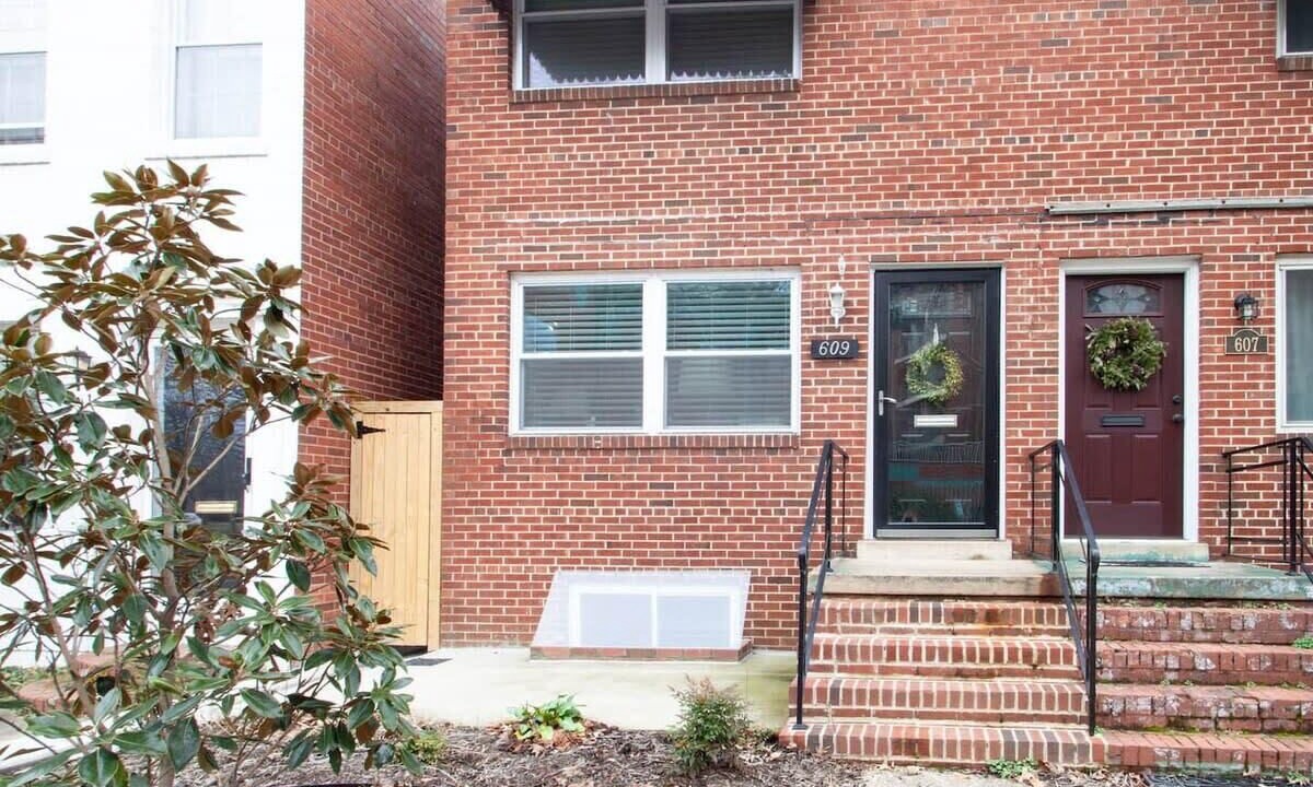 Photo of Outdoor in Old Town West