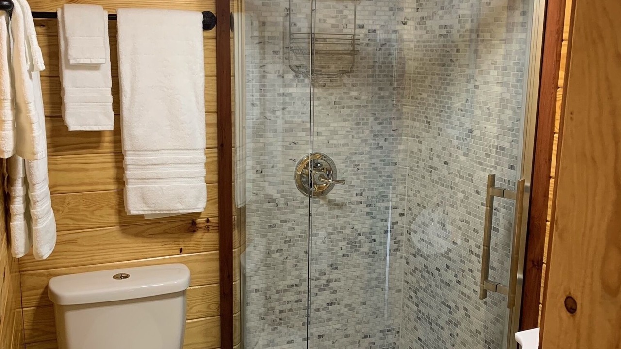 Photo of Bathroom in Hubert