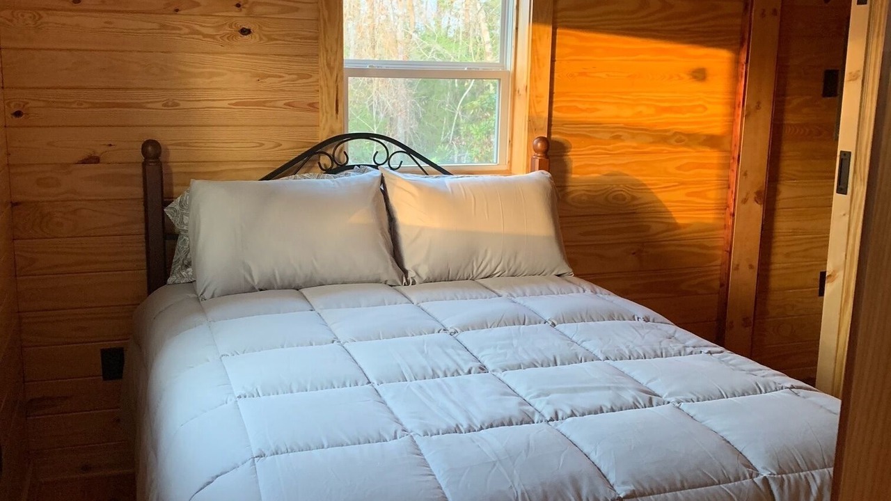 Photo of Bedroom in Hubert