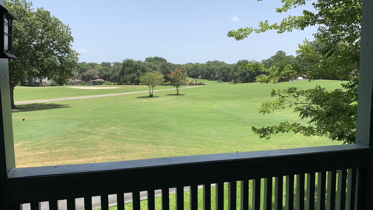 Photo of Outdoor in April Sound
