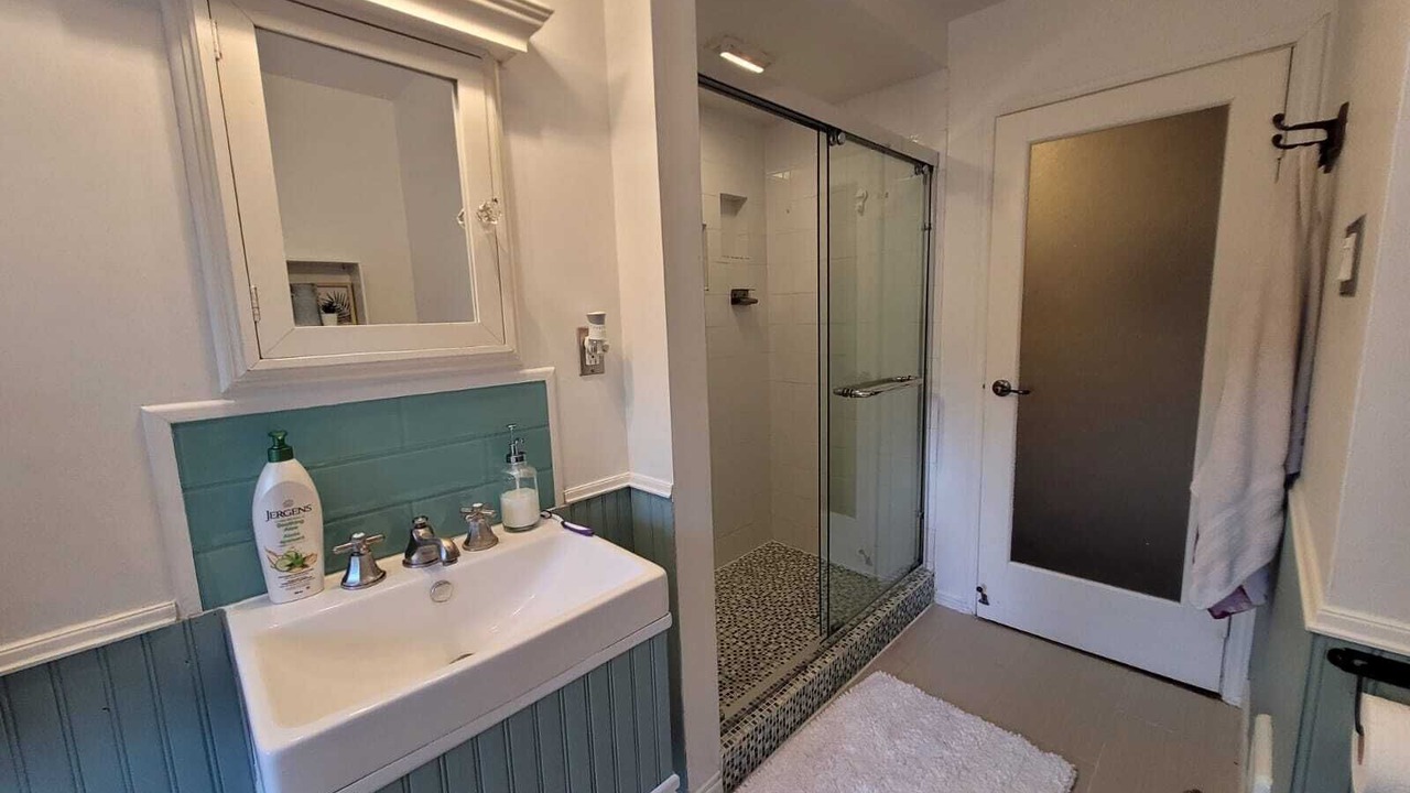 Photo of Bathroom in Lanark Highlands