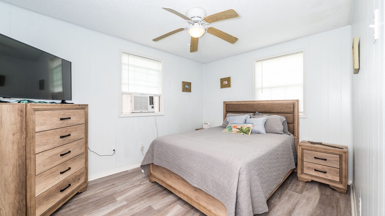 Photo of Bedroom in Cedar Lane