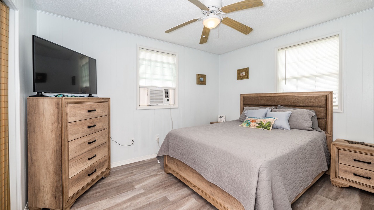 Photo of Bedroom in Cedar Lane