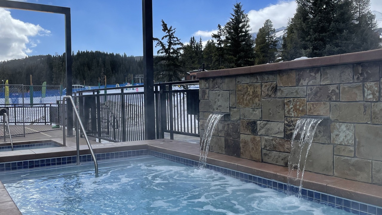 Photo of Outdoor in Peak 9