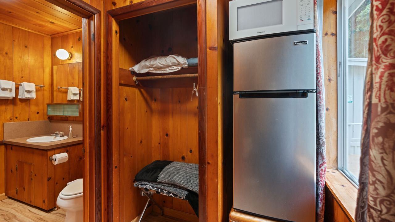 Photo of Bathroom in Boulder Creek