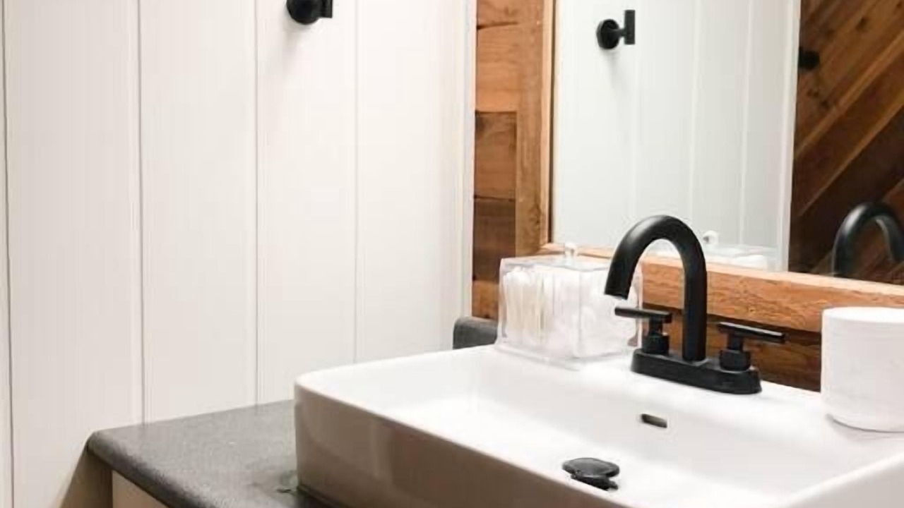 Photo of Bathroom in Wasagaming