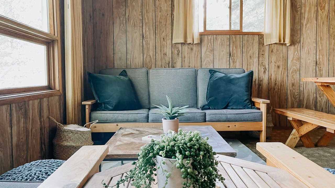 Photo of Livingroom in Sioux Narrows Nestor Falls