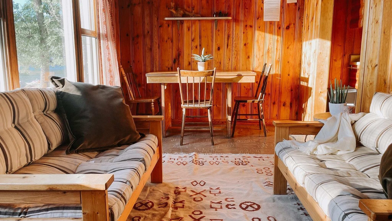 Photo of Livingroom in Sioux Narrows Nestor Falls