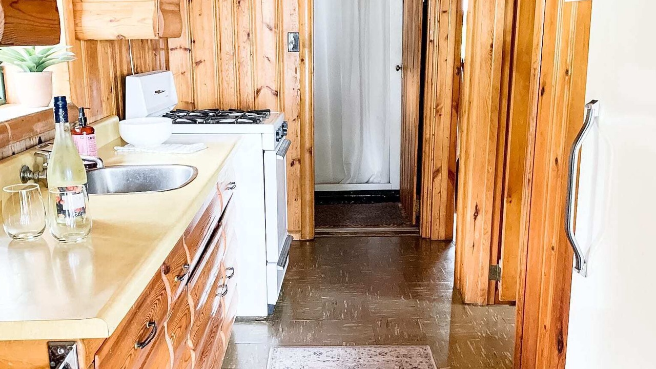 Photo of Kitchen in Sioux Narrows Nestor Falls