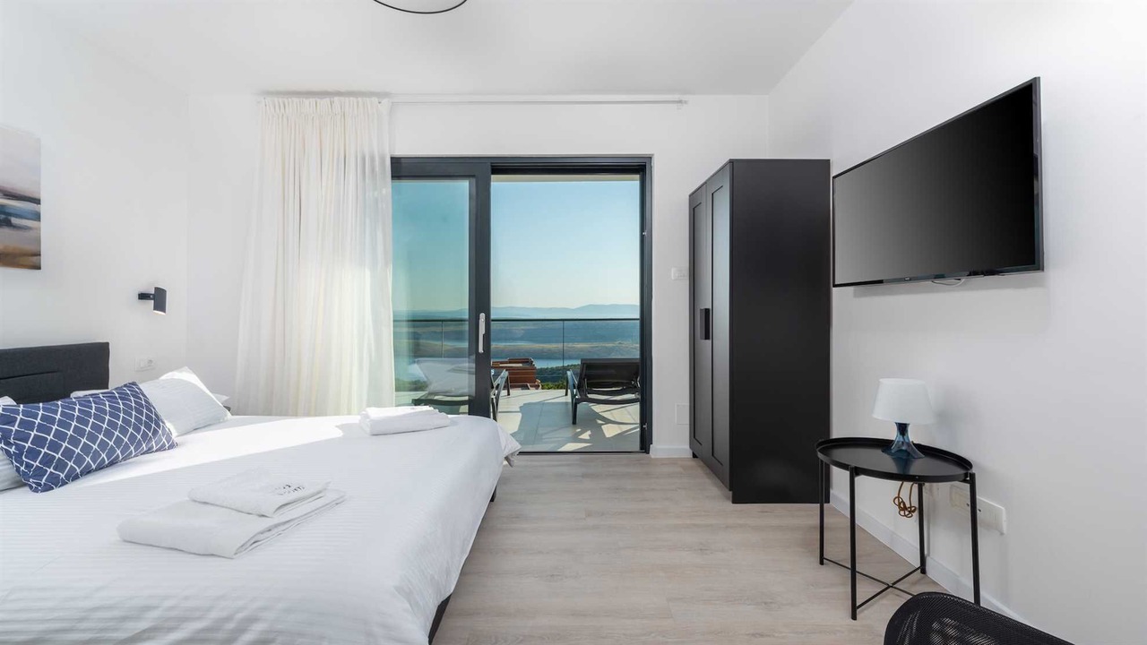 Photo of Bedroom in Smrika