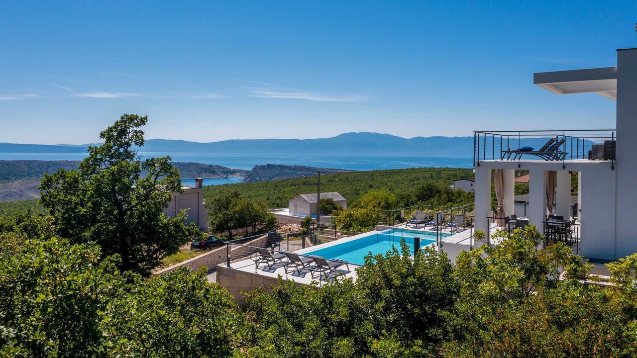 Photo of Outdoor in Smrika