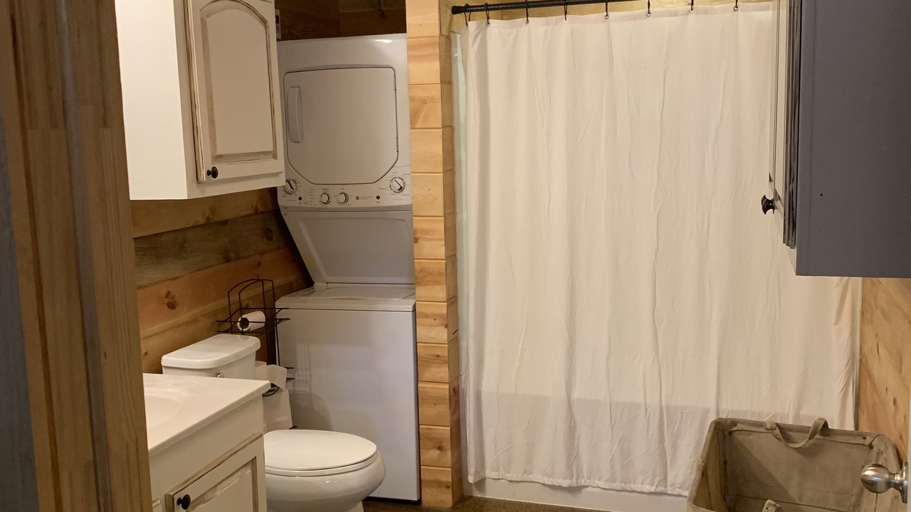 Photo of Bathroom in Stringtown