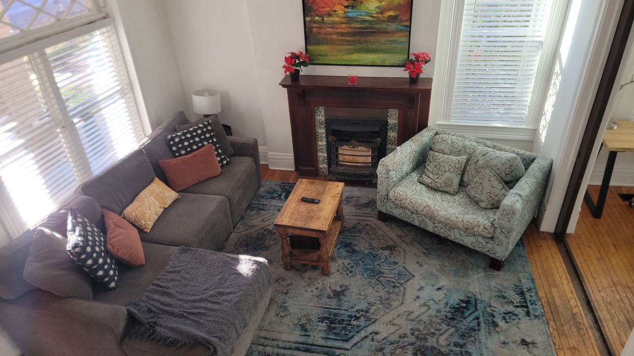 Photo of Livingroom in Southmoreland