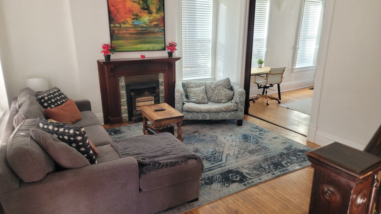 Photo of Livingroom in Southmoreland