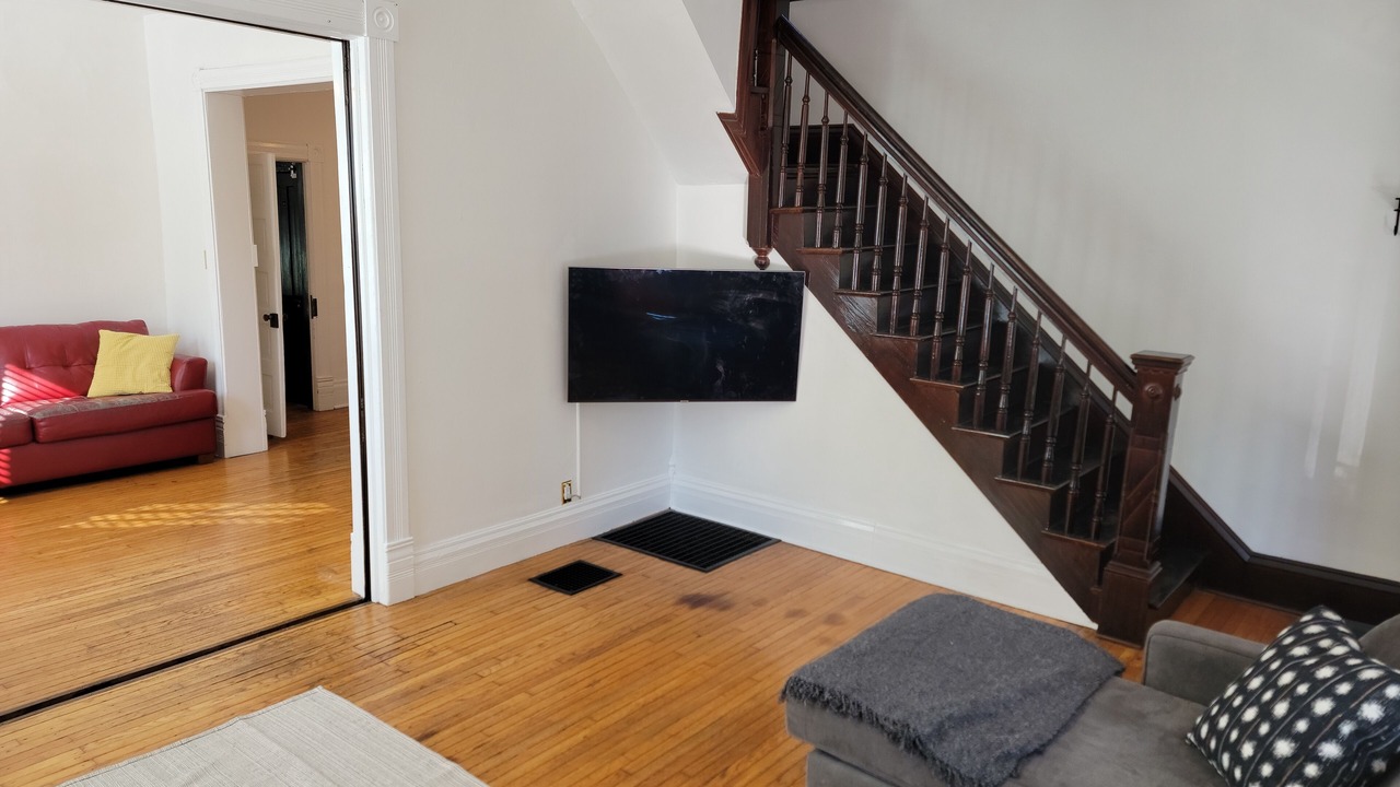 Photo of Livingroom in Southmoreland