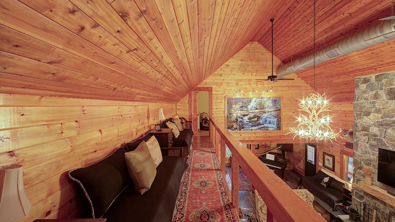 Photo of Livingroom in Roseland