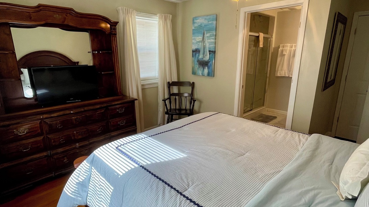 Photo of Bedroom in Jefferson City