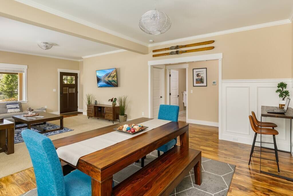 Photo of Others in Enumclaw