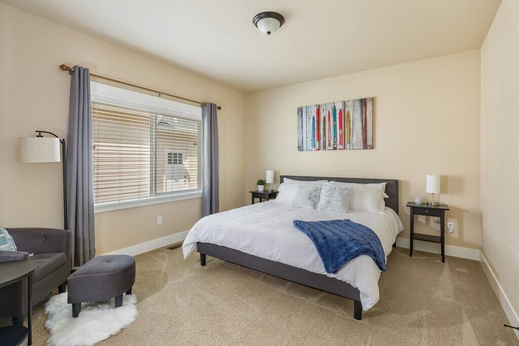 Photo of Others in Enumclaw