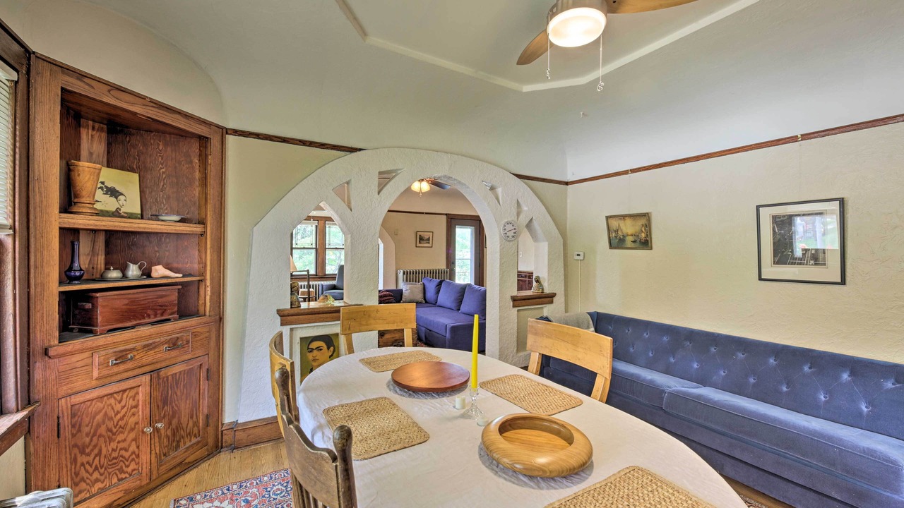 Photo of Livingroom in Riverwest