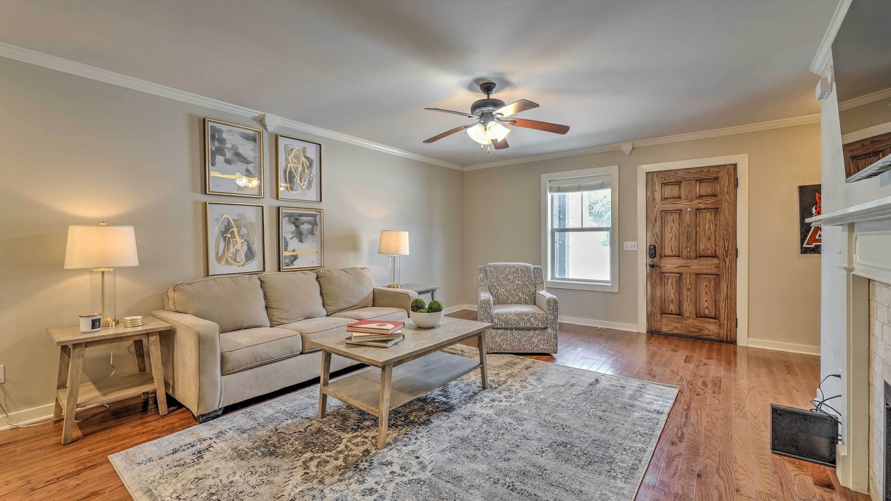 Photo of Livingroom in Johnson