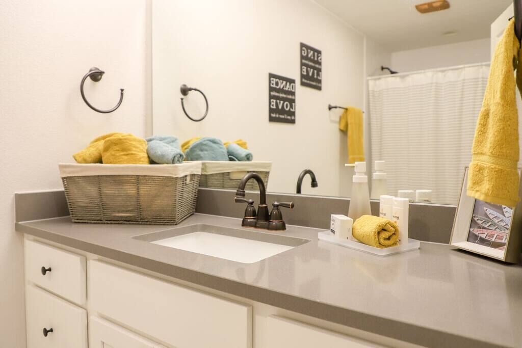 Photo of Bathroom in North Shore Colony