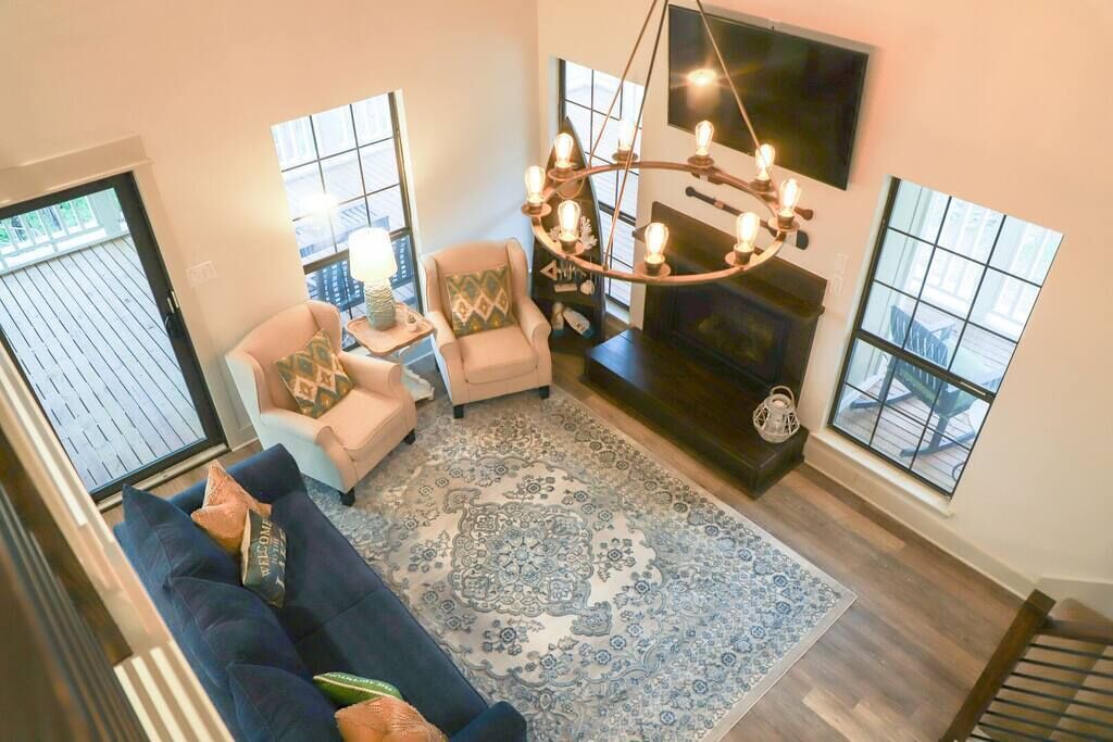 Photo of Livingroom in North Shore Colony