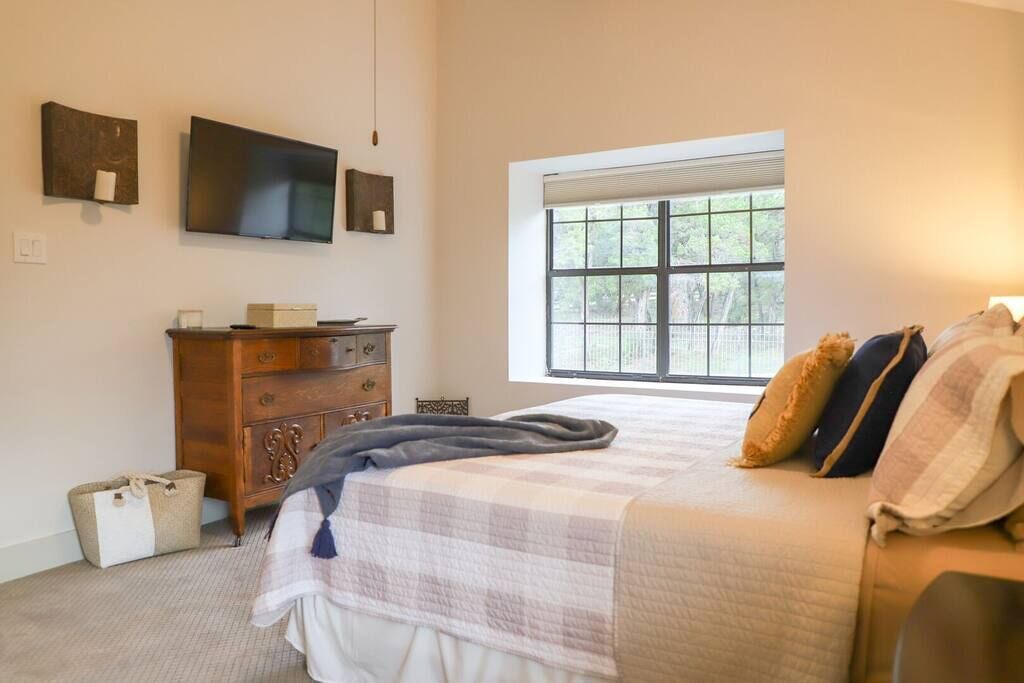 Photo of Bedroom in North Shore Colony