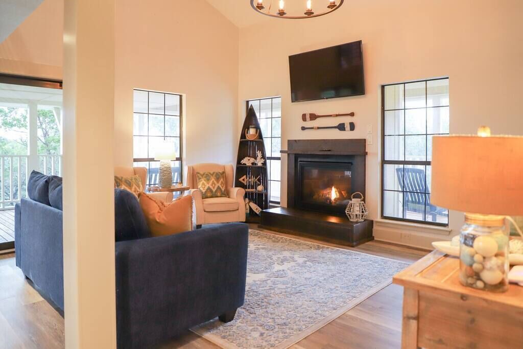 Photo of Livingroom in North Shore Colony