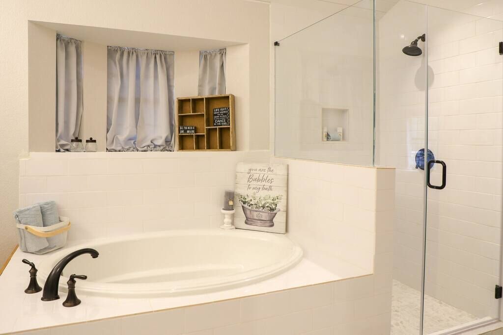 Photo of Bathroom in North Shore Colony