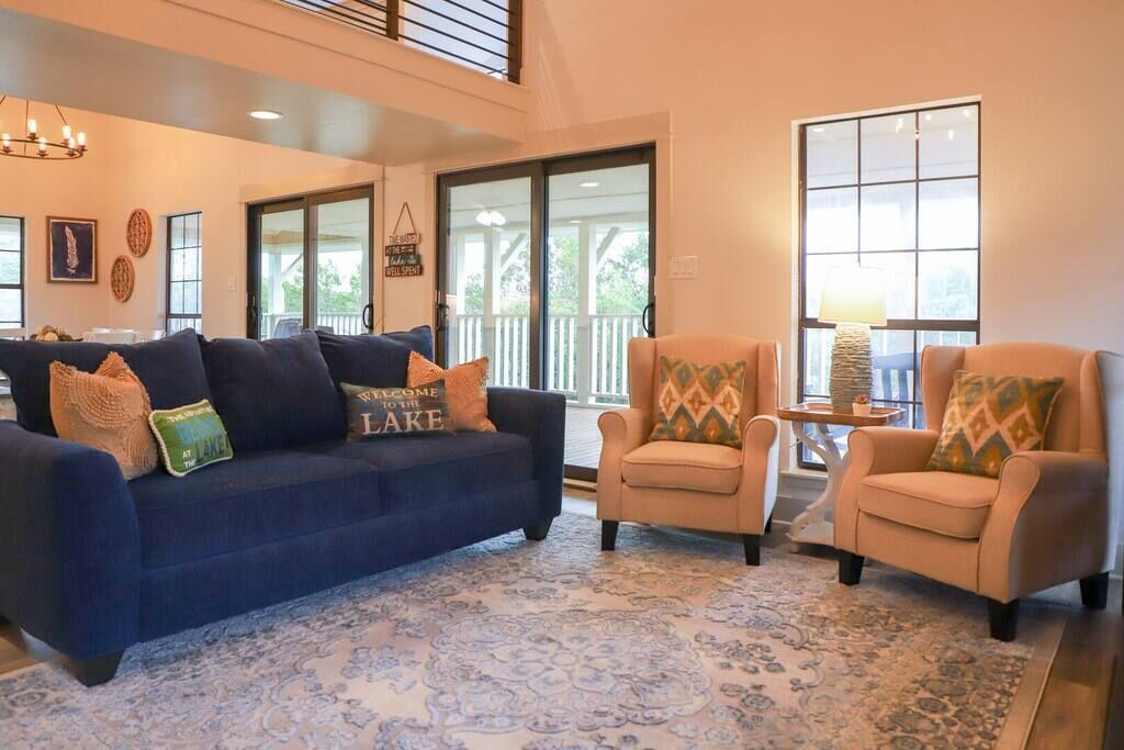 Photo of Livingroom in North Shore Colony